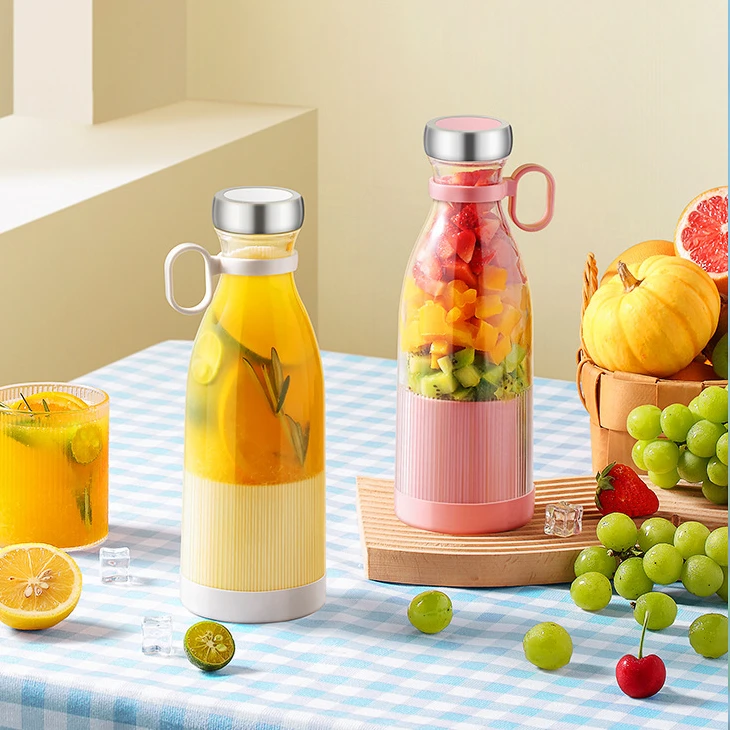 Portable Rechargeable Mixers Fresh Fruit Juicers Blue/Pink Usb Portable Juicers Bottle Mini Fast Electric Blender Smoothie