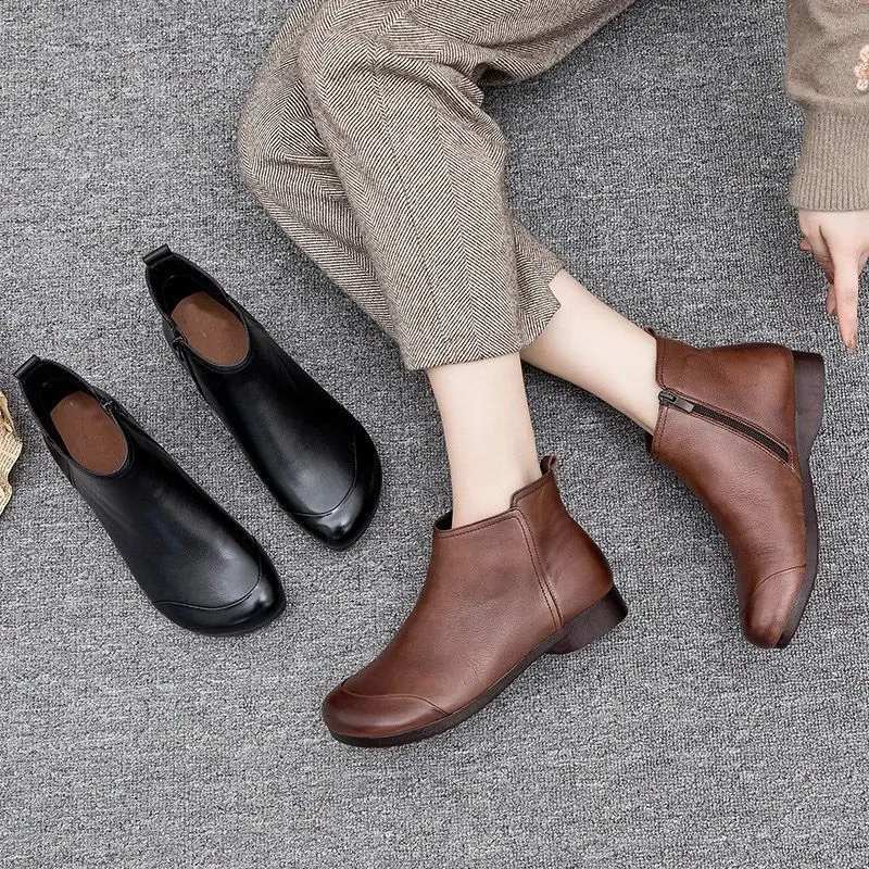 Autumn Black Short Boot 2023 New Arrival Women Ankle Boots Leather Moccasins Female Warm Winter Snow Waterproof Shoes 35-43 Size