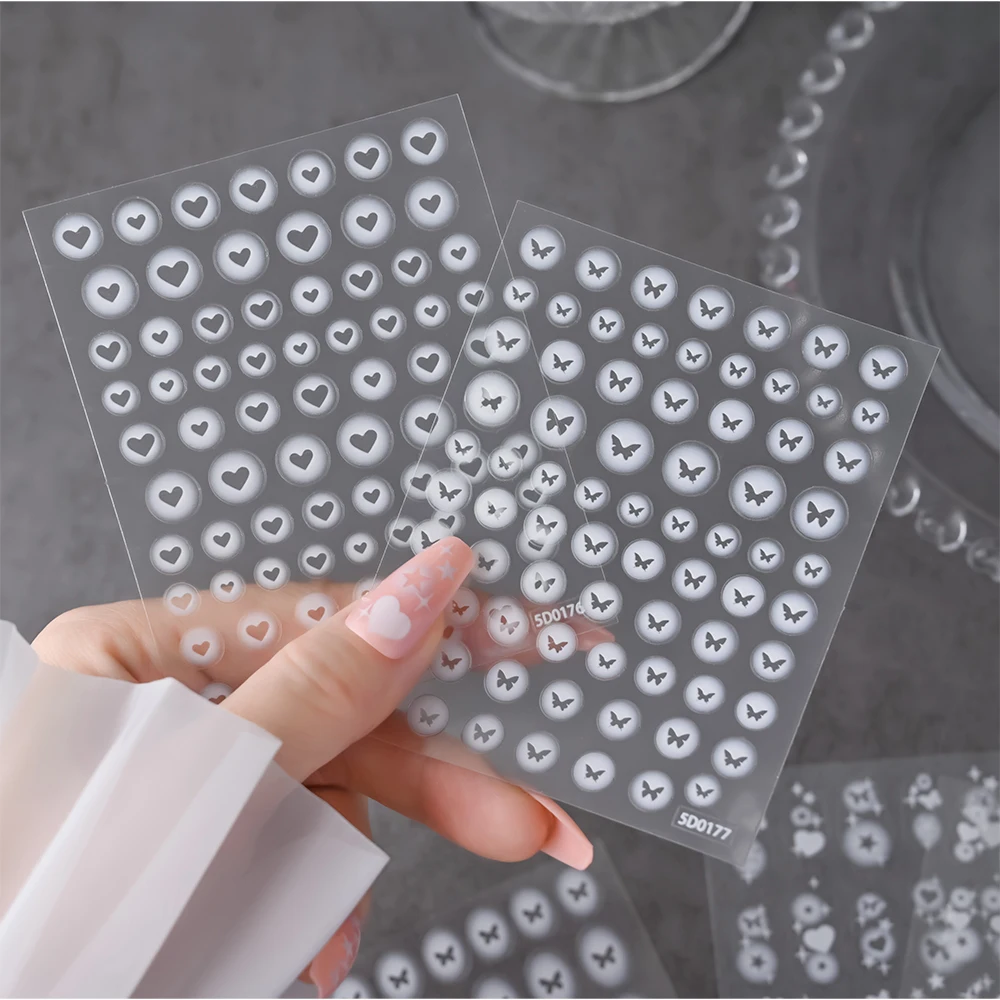 Белая наклейка для ногтей с полыми сердечками и звездами белая градиентная