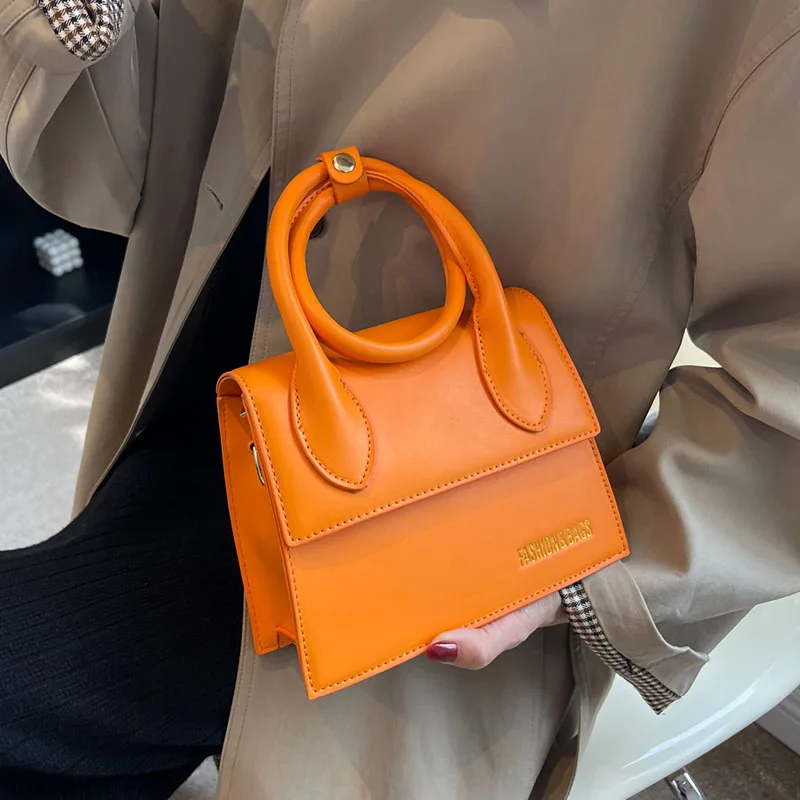 

Маленькая квадратная сумка-тоут, дизайнерские Роскошные дамские сумочки на ремне, элегантная миниатюрная сумка через плечо из искусственн...