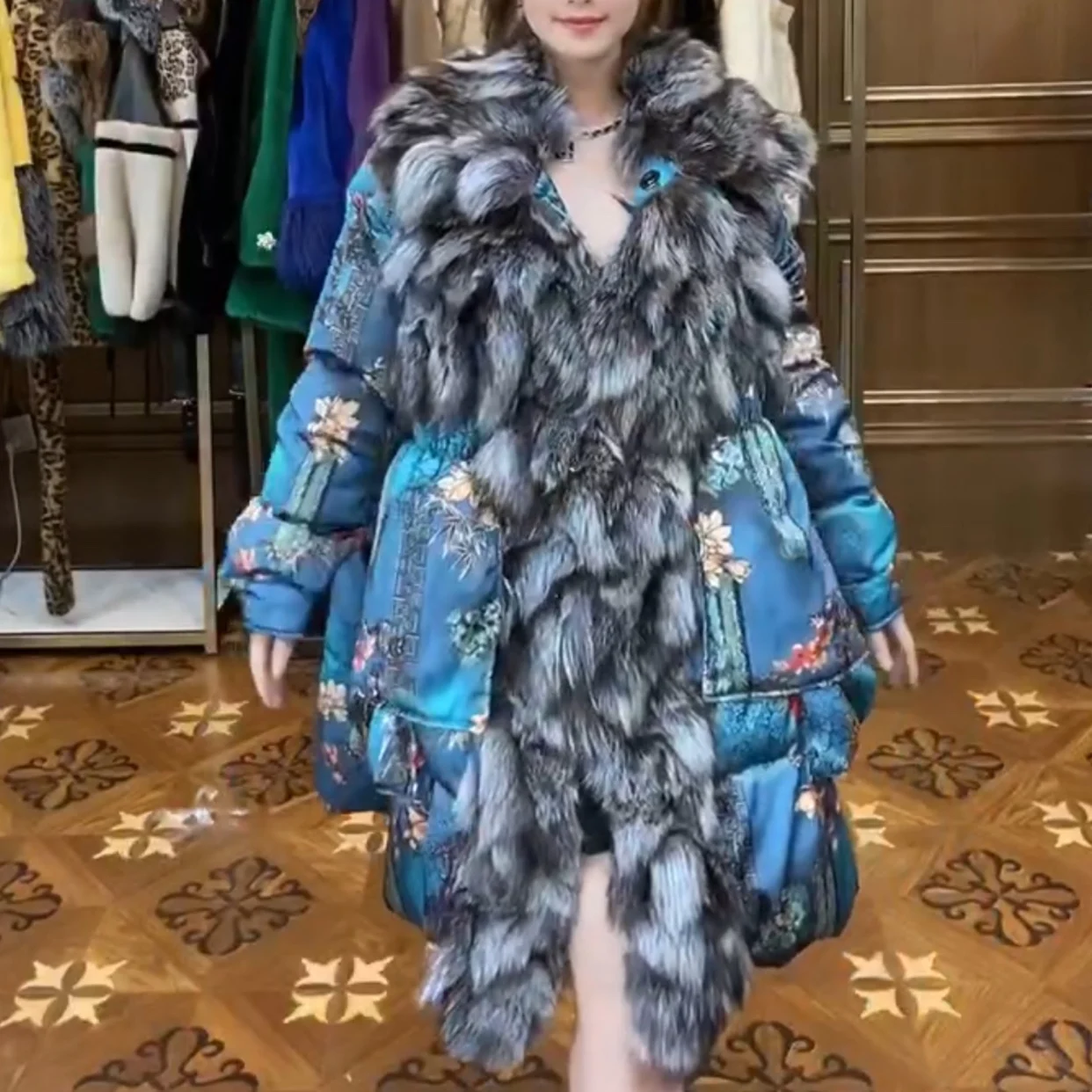 2022 Winter New Faur Fox Fur with White Duck Down Fur Jacket Long-Sleeved Women's Long Warm Slimming Fashion Warm Coat