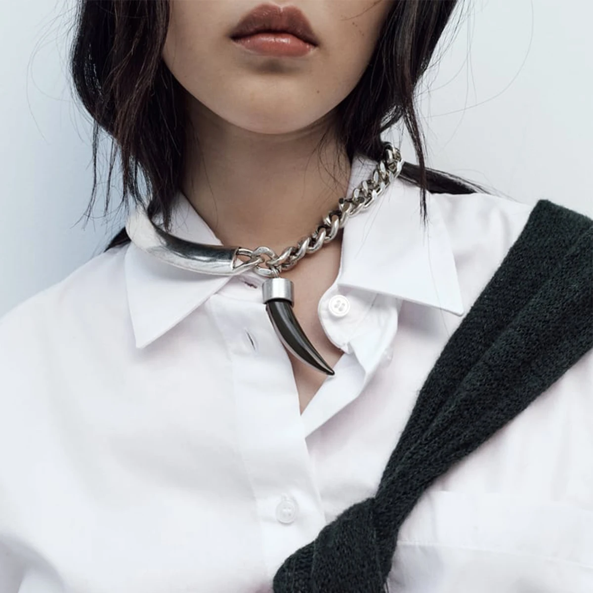 

ZAA Necklace Vintage Silver Color Asymmetric Metal Choker Necklace for Women Statement Cow Horn Pendant Necklace Jewelry on Neck