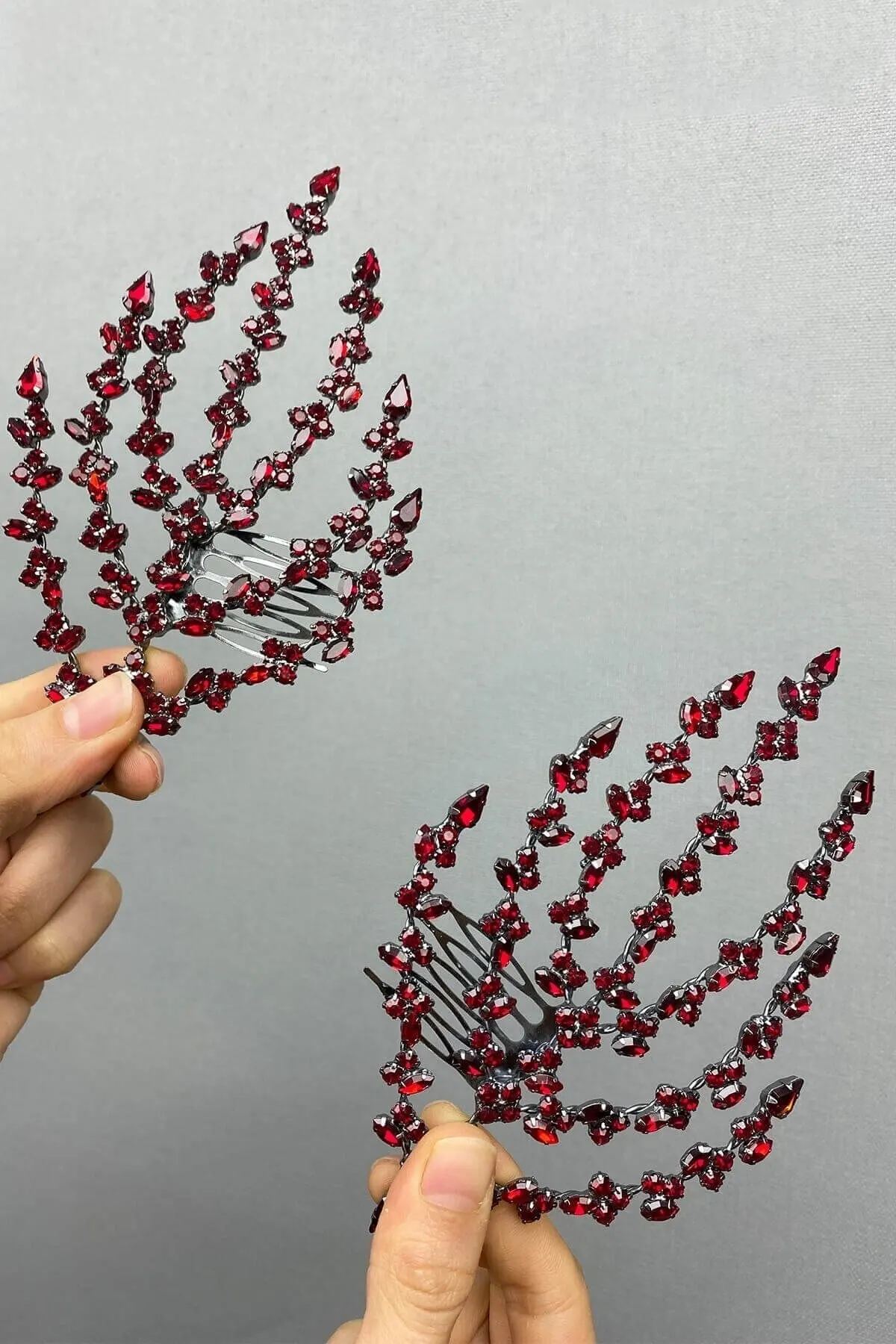 

Bridal Accessories Bridal Wedding Crown Claret Red Double Sided Leaf pattern Hair Accessory Wedding For Bride And Bridesmaids