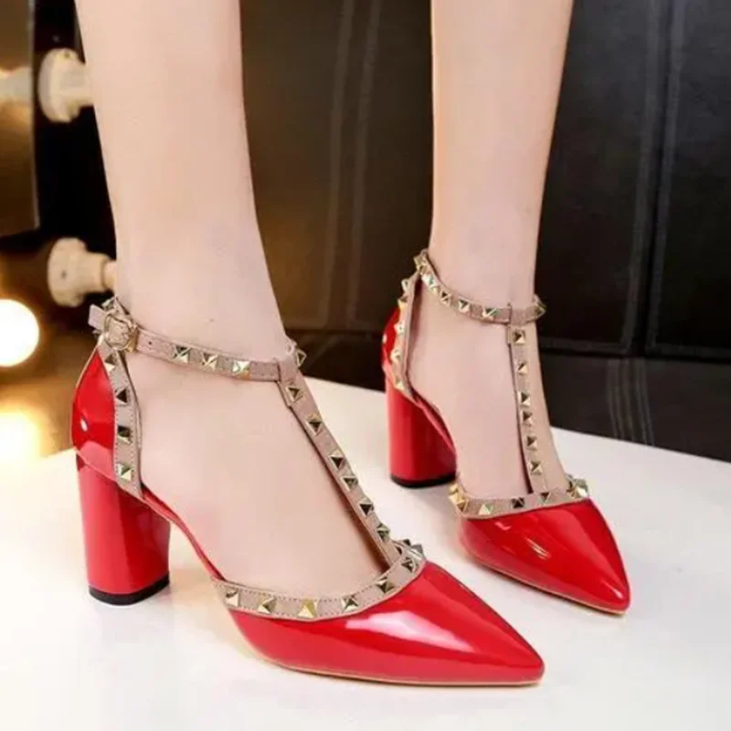 

Ladies Patent Leather Plus Size T-Strap Single Shoes Beautiful Designed Zapatos Cover Heel Pumps Pointy Toe Cindella Mujer Grey
