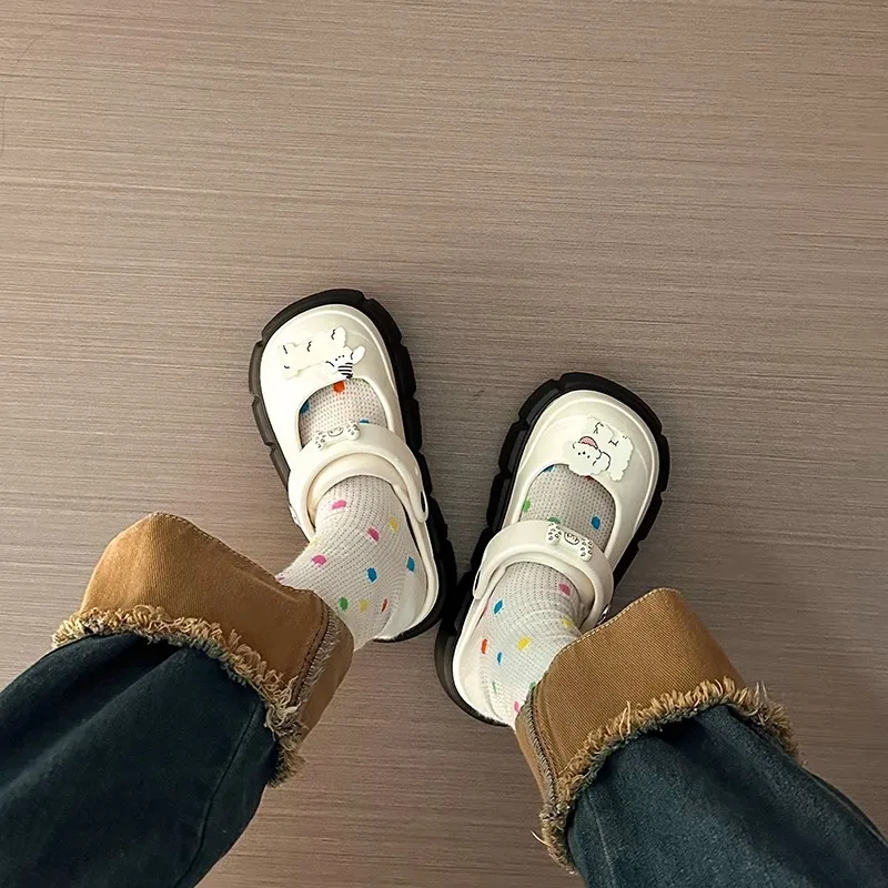 Женские Кроксы на платформе универсальные пляжные полутапочки лето 2024