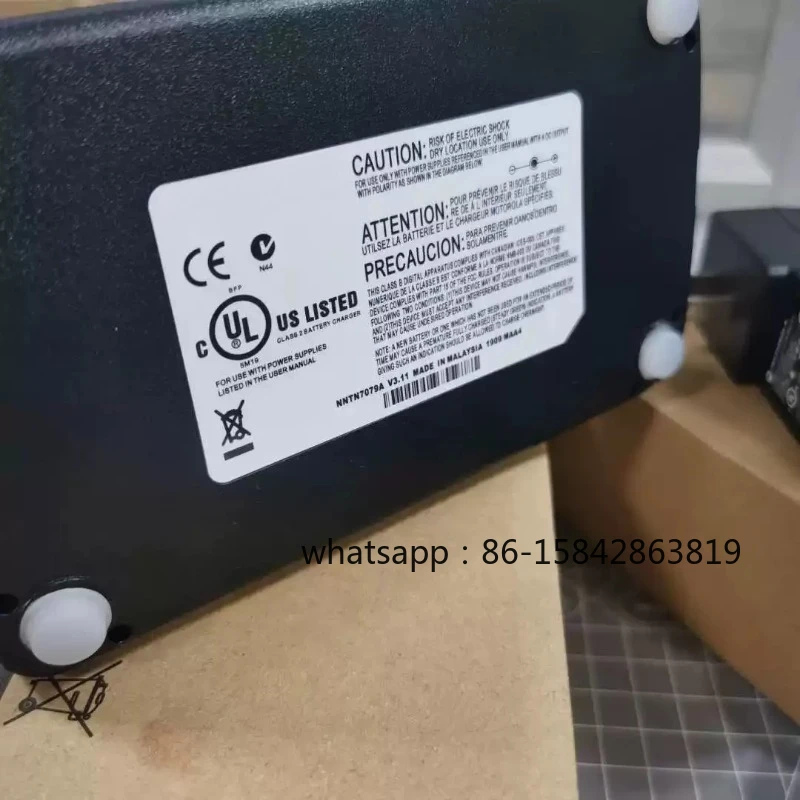 Фото NNTN7079 Настольное зарядное устройство для раций Motorola APX7000 APX6000 APX8000 SRX2200 №1