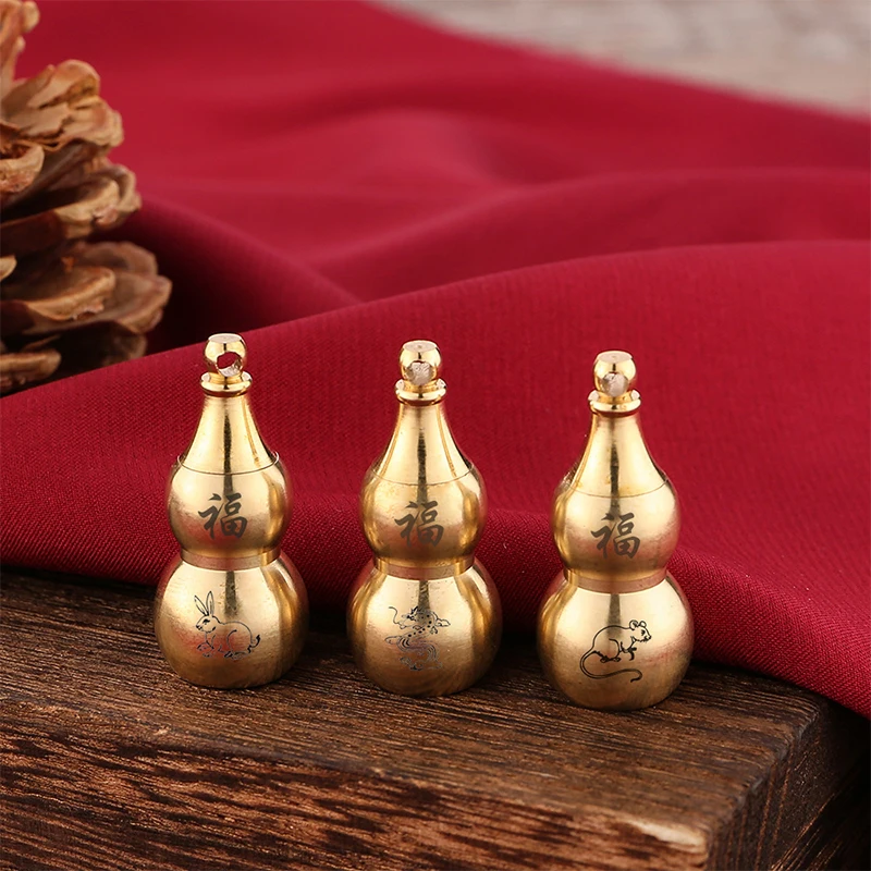 

Chinese Zodiac Brass Gourd Keychain Accessories Hollow-mounted Cinnabar Pendant Upper Opening Lettering Pendant DIY Decoration