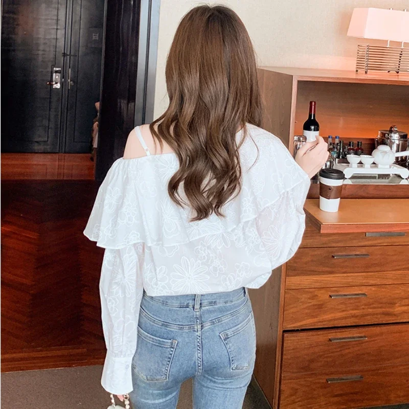 Рисунок 6 - Женская рубашка с оборками