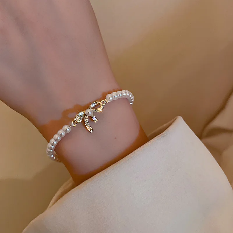 

Fashion Golden Plated Baroque Pearl Bow Bracelet Personality Fashion Shiny Zircon Inlaid Bracelet Wedding Jewelry Birthday Gift