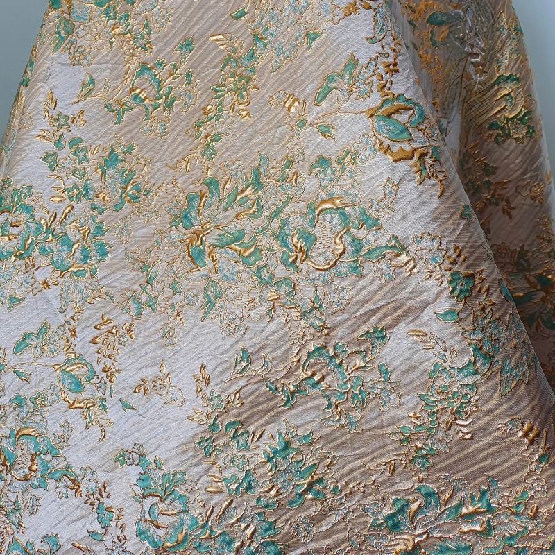 

Gold Green Heavy Industry Three-Dimensional Jacquard Thin and Crisp Embossed Pattern Dress and Cheongsam Dress Fabric