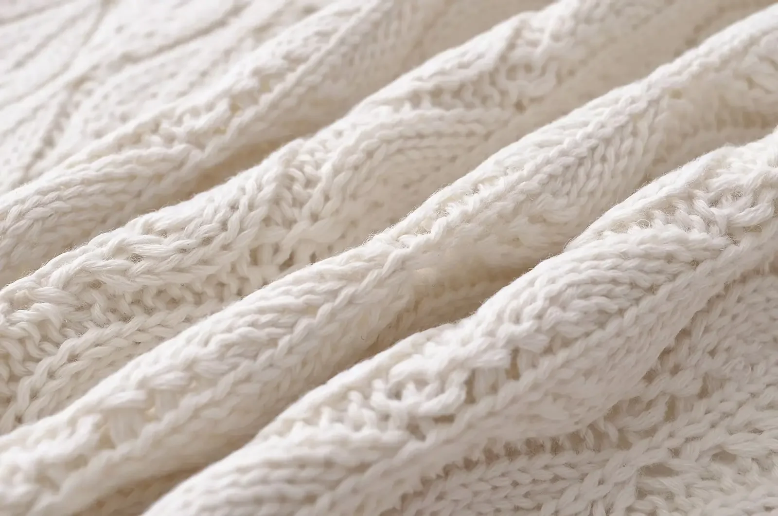 Лето 2024 новый женский трансграничный уникальный дизайн на плечах чувственный