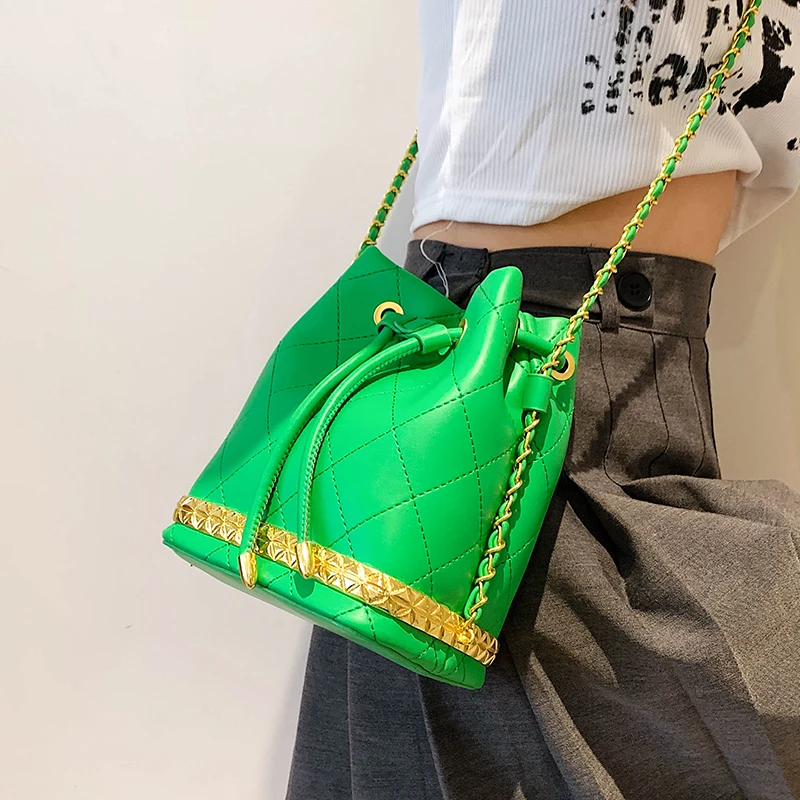 

Роскошная дизайнерская сумка-мешок на ремне для женщин, сумка через плечо, новинка 2022, сумка из искусственной кожи, кошелек, женские сумки-ме...