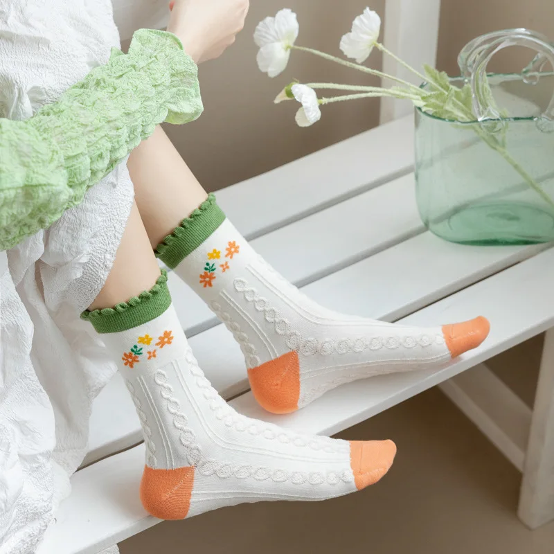 

Japanese Middle Tube Socks Female Cute Girl Socks Flower Middle Tube Socks College Style Spring and Autumn Thin Socks