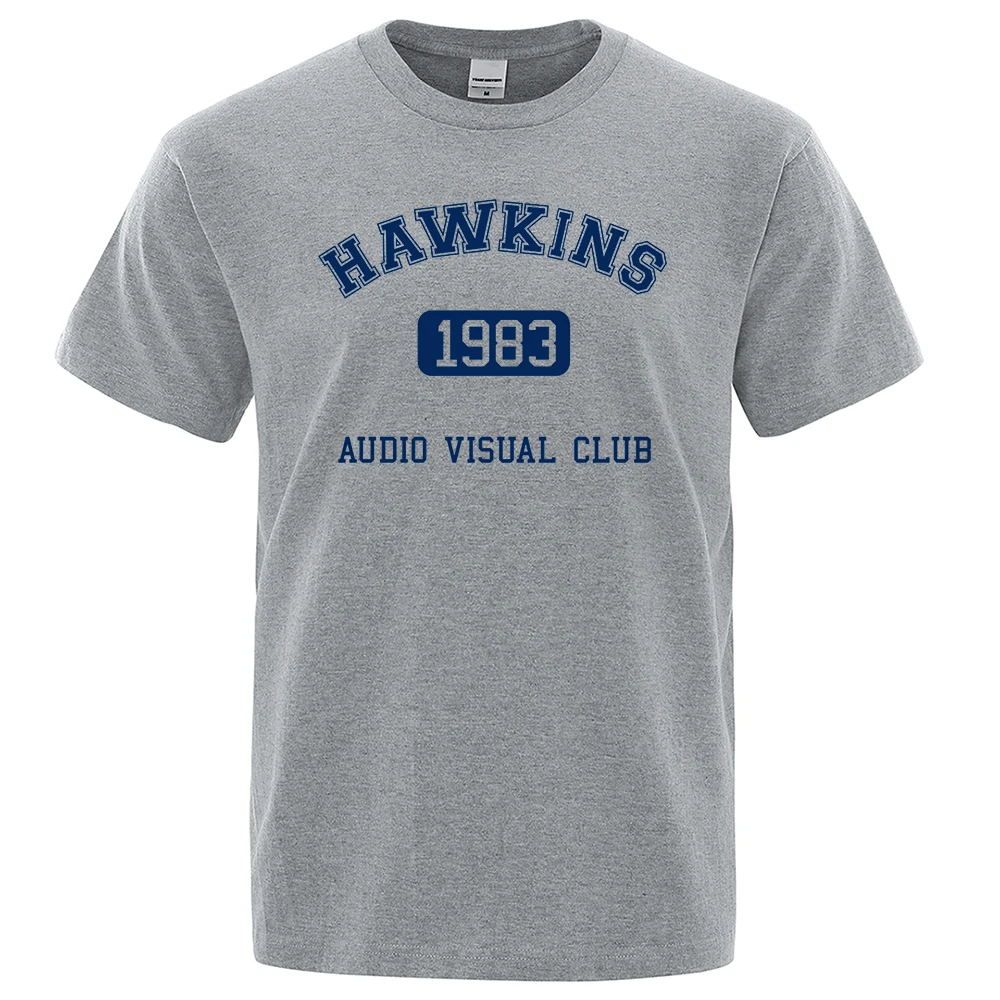 

Мужская футболка с принтом Hawkins AV Club 1983, винтажные дышащие топы, высококачественная повседневная футболка, Хлопковая мужская футболка в сти...