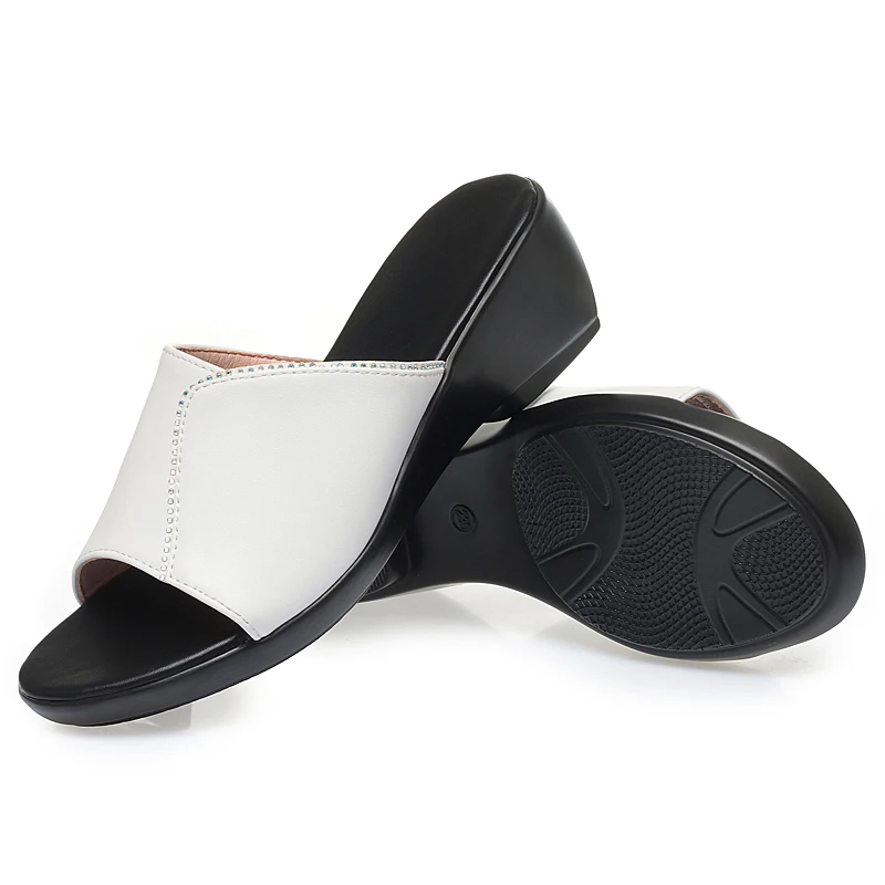 AIYUQI Women's Slippers Wedge 2023 New Women Summer Slippers Casual Rhinestone Large size Women's Slippers Mom