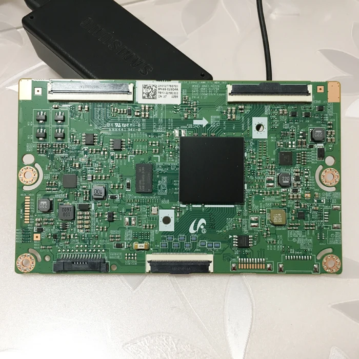 Фонарь со встроенной логической платой