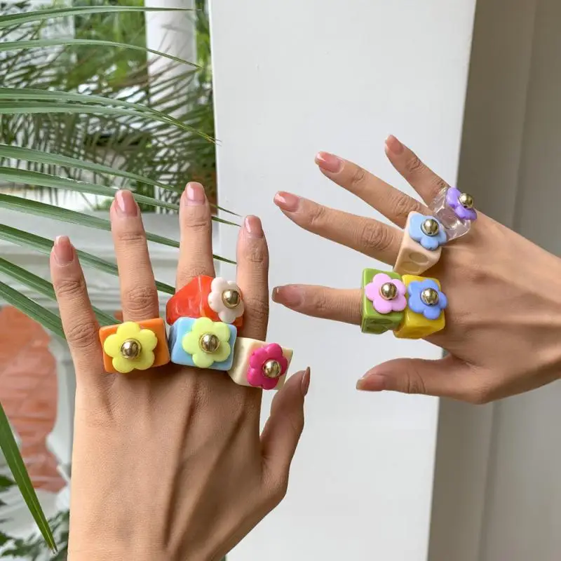

Acrylic Square Rings Fashion Geometric Square Resin Acrylic Rings Trend Jewelry Exaggerated Geometric Flower Rings Gifts Hot