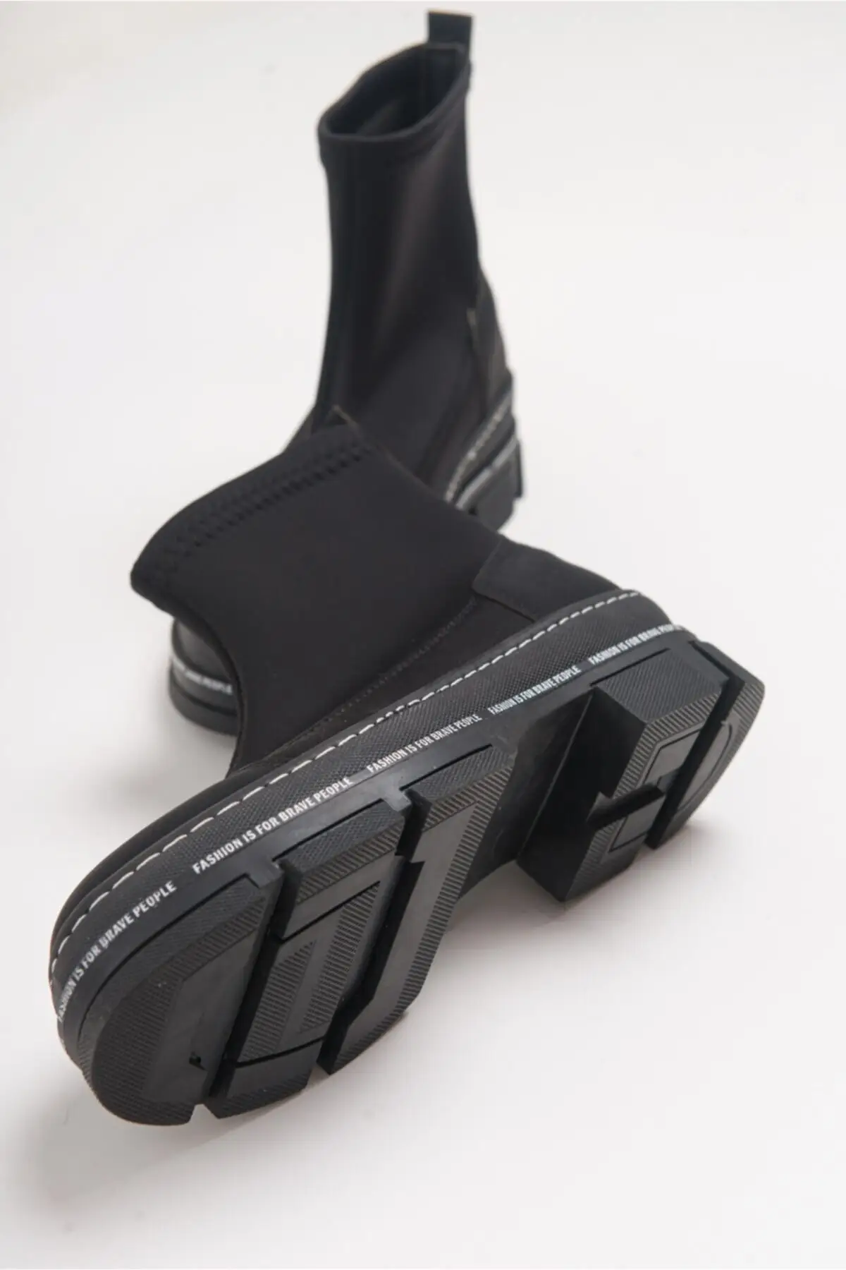 

Women BootsEmerald Black 's New Arrival Luxury Stylish Female Boots Platform Designer Comfortable Ladies Boots High Quality