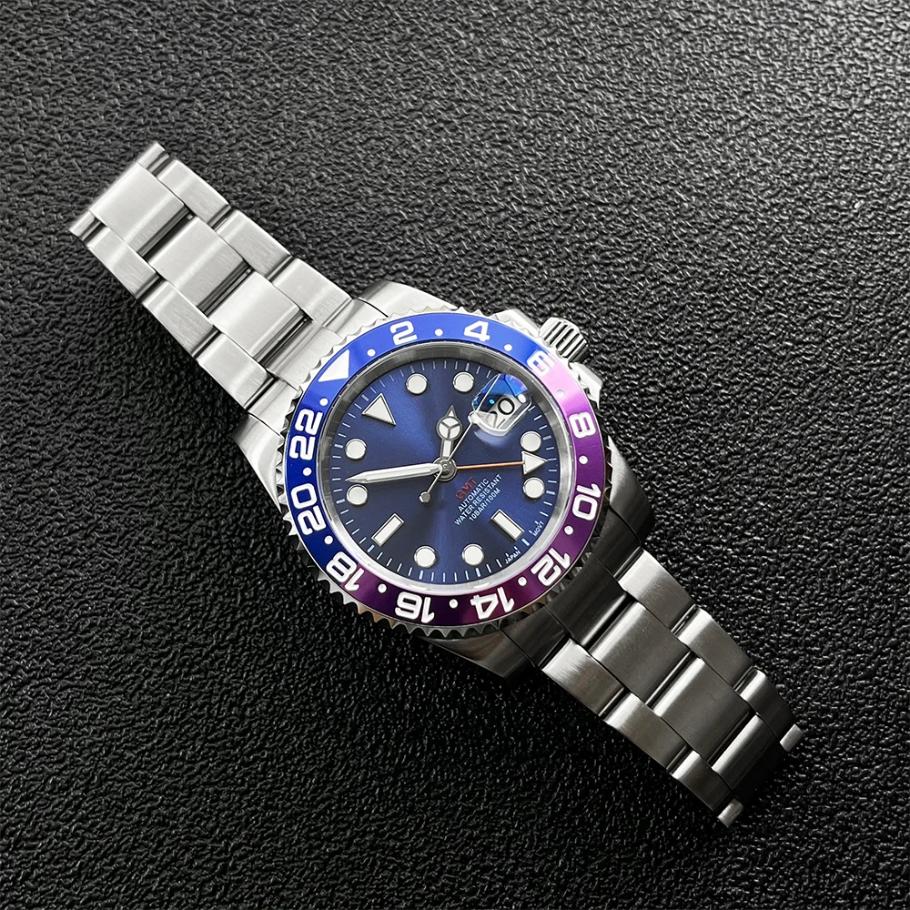 

40.5mm S Logo GMT Watch NH34 Movement Sapphire Glass C3 Green Luminous Stainless Steel 316L Watch Modification Customization