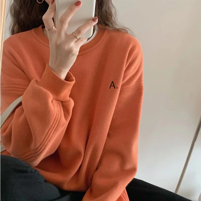 2022 new casual high sense solid color Vintage sweater women's spring and autumn tide ins design sense niche top