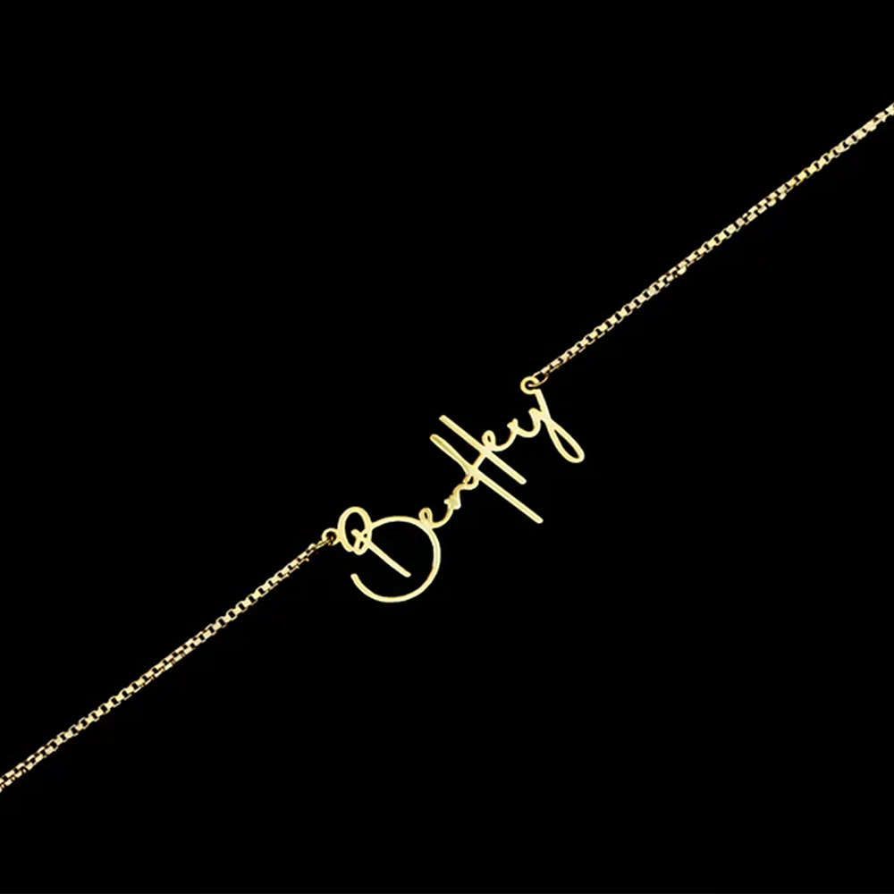 Women's Personalized Name Necklace Stainless Steel Jewelry Fashion Women's Necklace Box Chain Mother's Day Gift