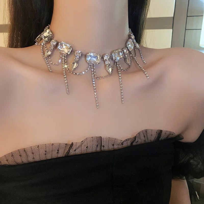 Luxury Niche Autumn/winter Senior Design Sense Sparkling Rhinestone Collarbone Chain Choker Women's Accessories