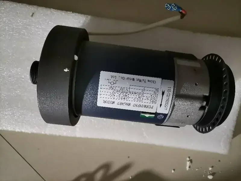 Двигатель постоянного тока ZYT102-78 для беговой дорожки 180В 2.0 л.с.