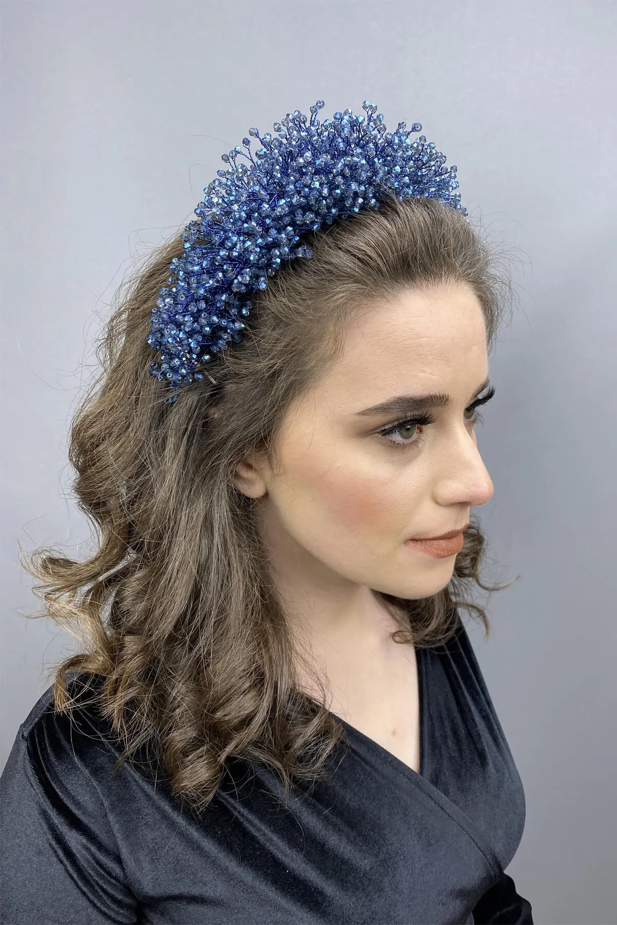 

Синяя атэйр хна и свадебная корона