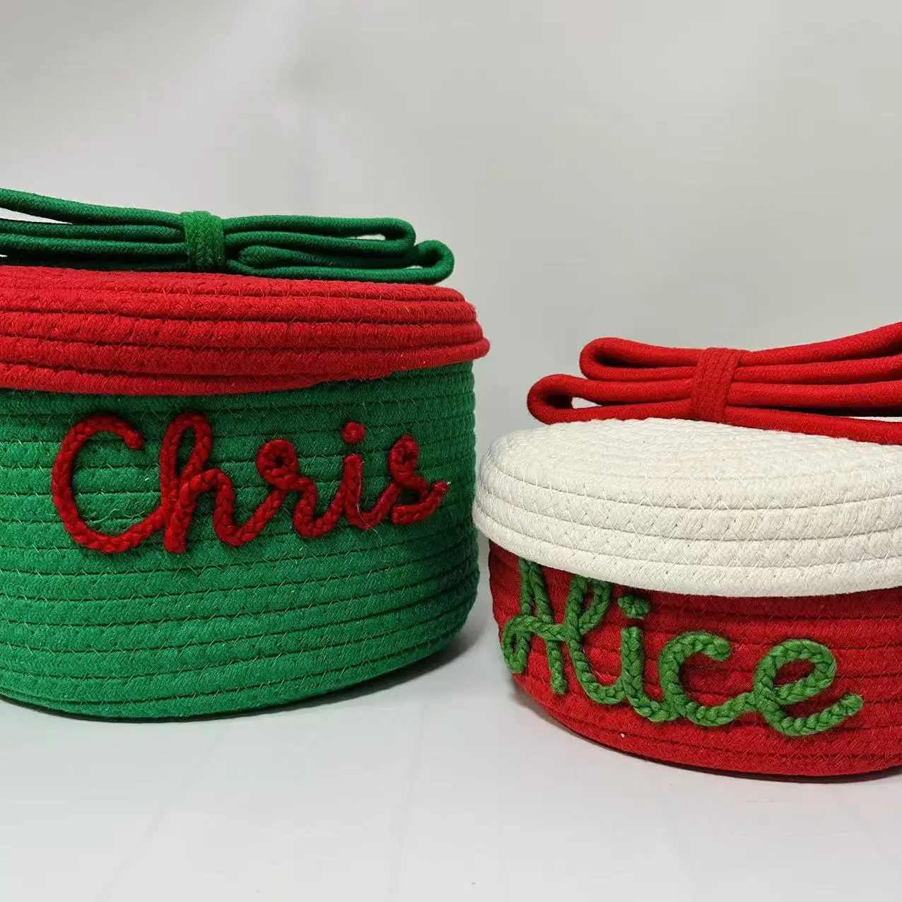 Персонализированная рождественская корзина для хранения ручной работы с тканой