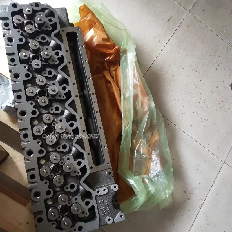 Оригинальная головка цилиндра дизельного двигателя DCEC 6L ISL 5314801