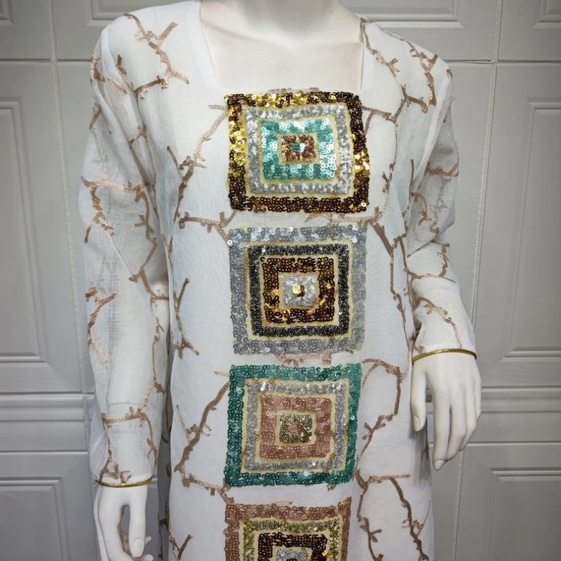 

2022 New Muslim Female Ramadan Long Robe Arabian Embroidered Clothing Sequin Dress Moslem Abaya Dubai Luxury Dress for Women