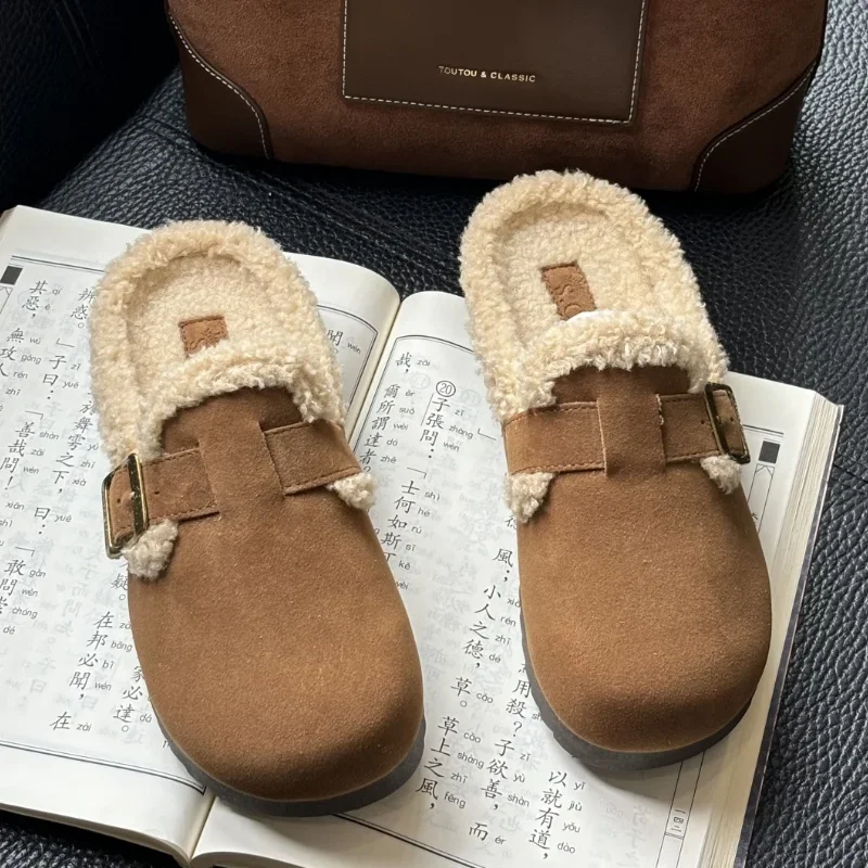 Замшевые женские тапочки на платформе зимние теплые короткие плюшевые ботинки