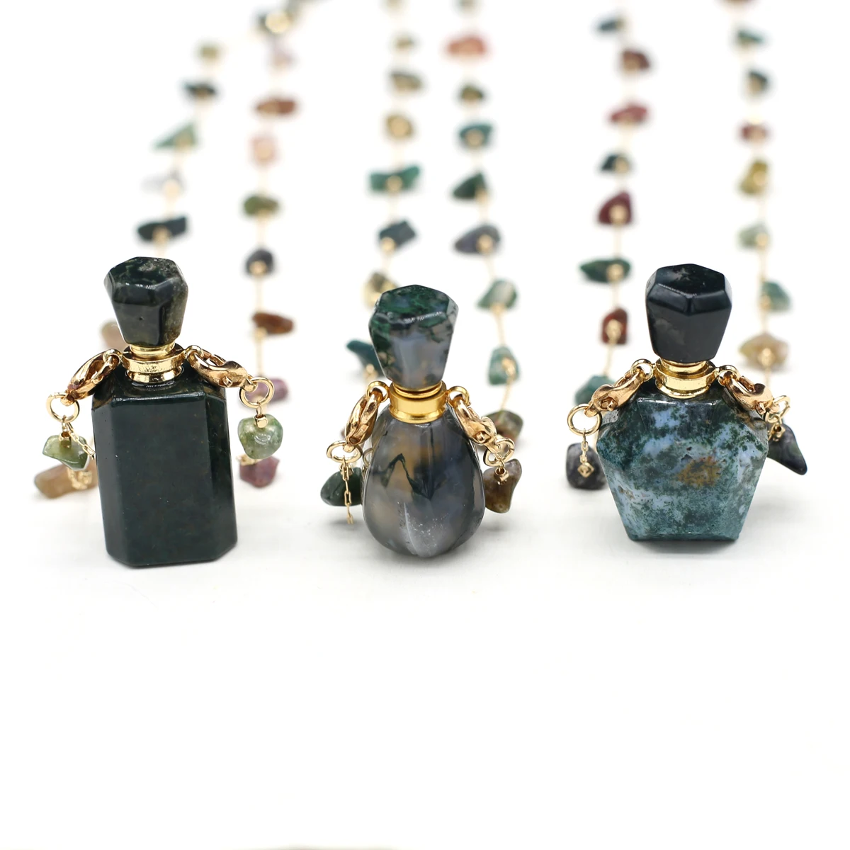 Купи Vintage Natural Stone Perfume Bottle Pendant Necklace Green Ink-blue Gem Quartz Gravel Chain Necklaces for Women DIY Jewelry за 348 рублей в магазине AliExpress