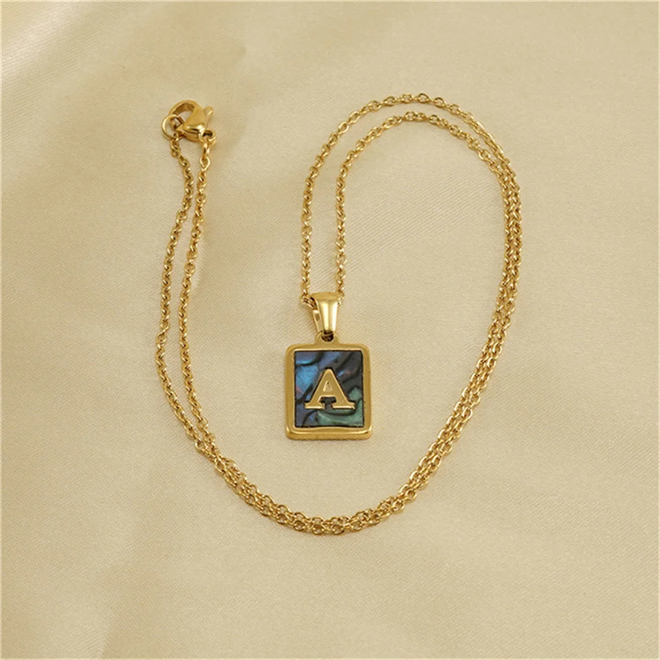 5pcs/lot Square Shell Letters Necklace for Women Men Personalized Square A-Z Initials Pendants Necklace Jewelry Gift for family