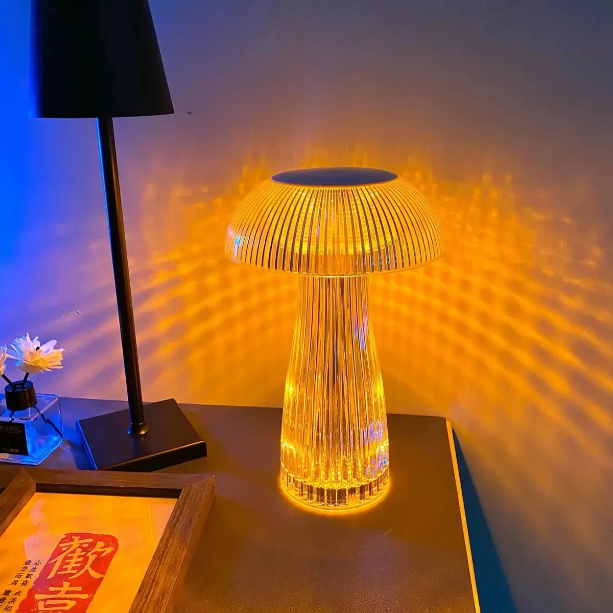

Creative Night Lamp Study Living Room Bedroom Decorative Jellyfish Lamp Transparent Nightlight Mushroom Lamp High Quality