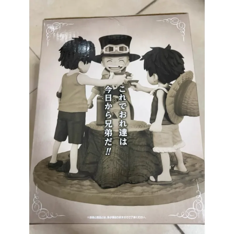 Оригинальная модель Gundam от Bandai: Ichiban Kuji One Piece Dramatic Memoirs, приз A — Воспоминания о прошлом: Эйс, Сабо и Луффи (art.: 3920da82fd2a3) - 3920da82fd2a3