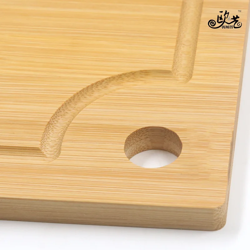 Бамбуковая разделочная доска с раковиной