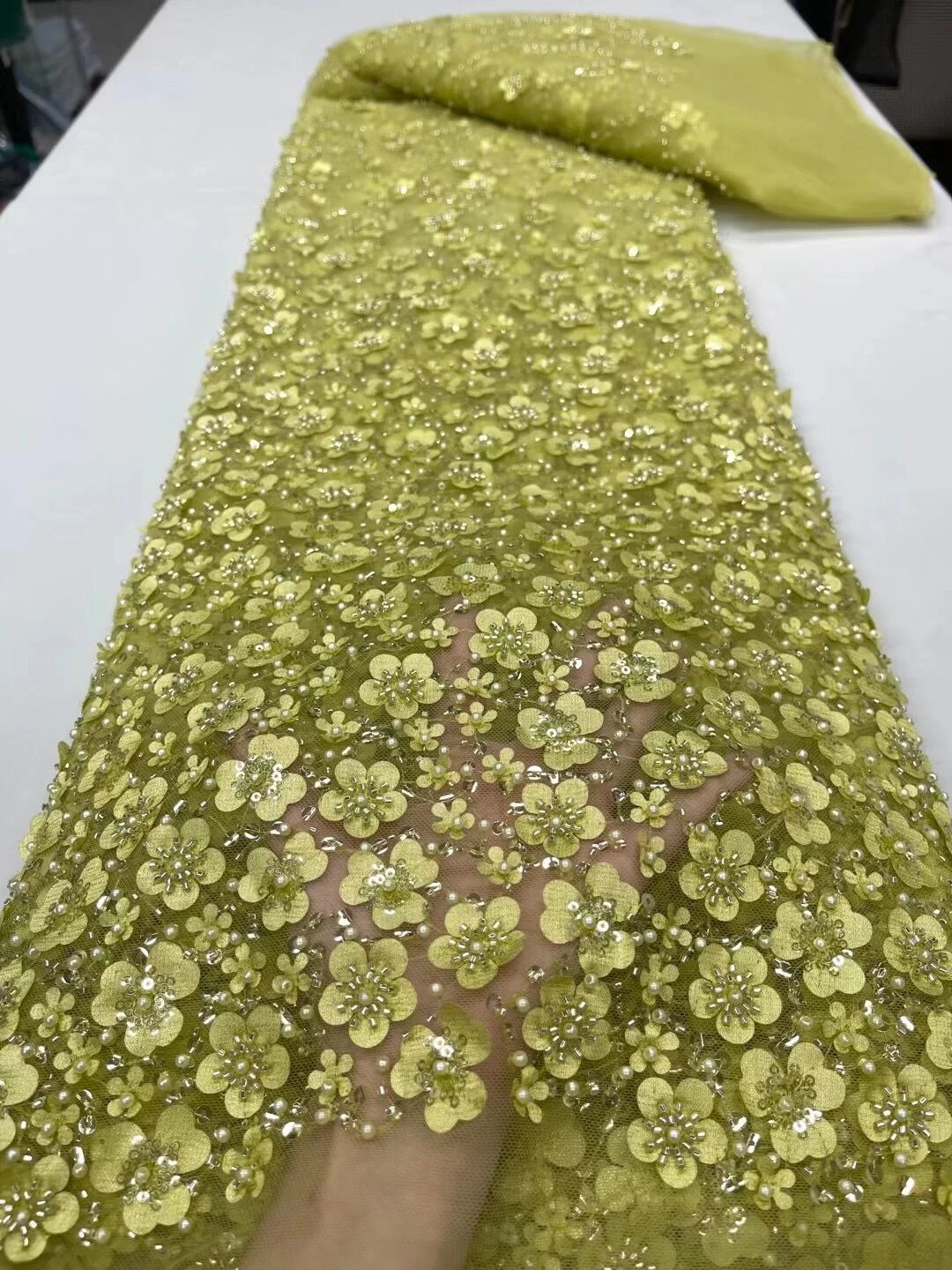 

2023 High Quality African Nigerian Tulle Lace Fabric Sequins Embroidery Beads French Guipure Wedding Party Dress Beaded 5Yards