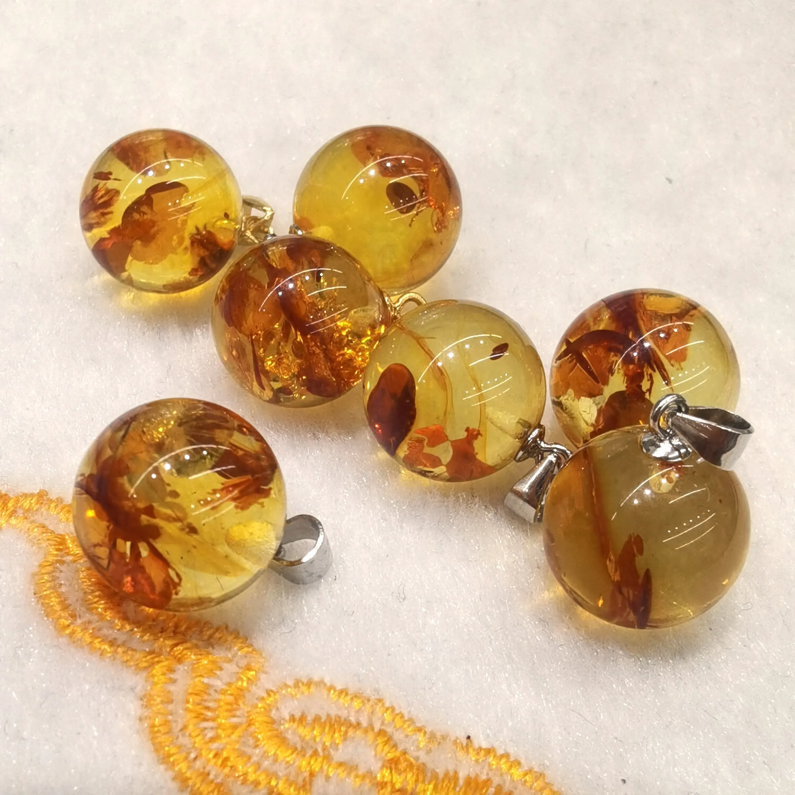 Натуральный Янтарный круглый кулон ювелирные изделия Красный Желтый