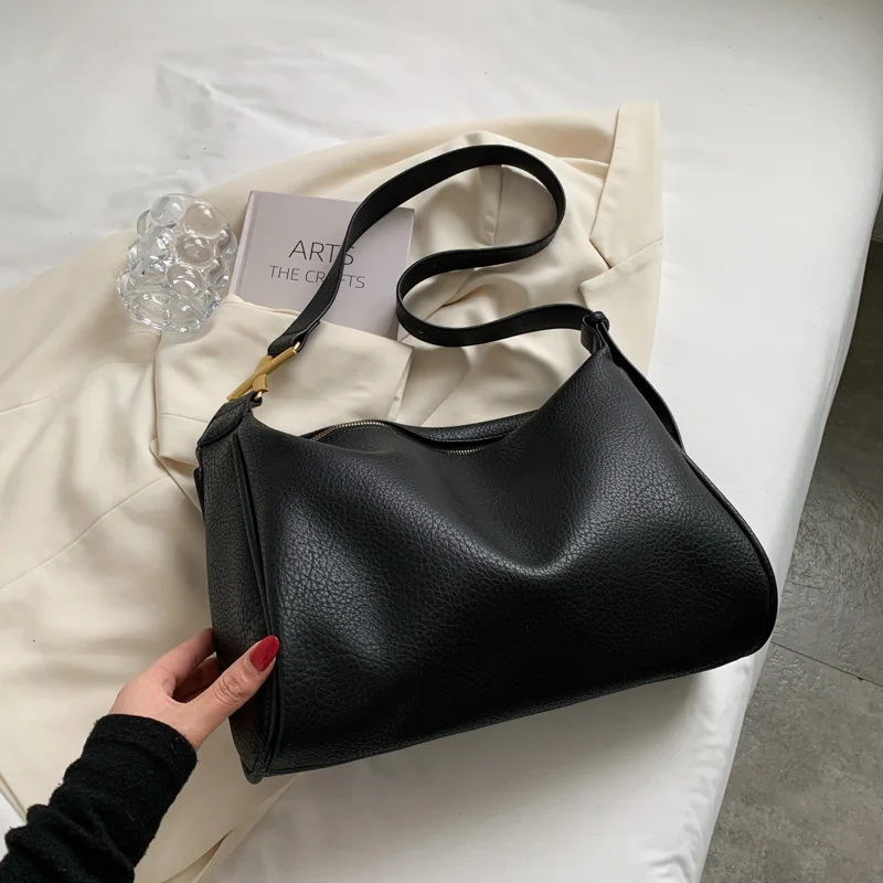 

Retro Solid Color Bucket Crossbody Bags for Women 2022 hit Winter Travel Simple Underarm Shoulder Purses and Handbags