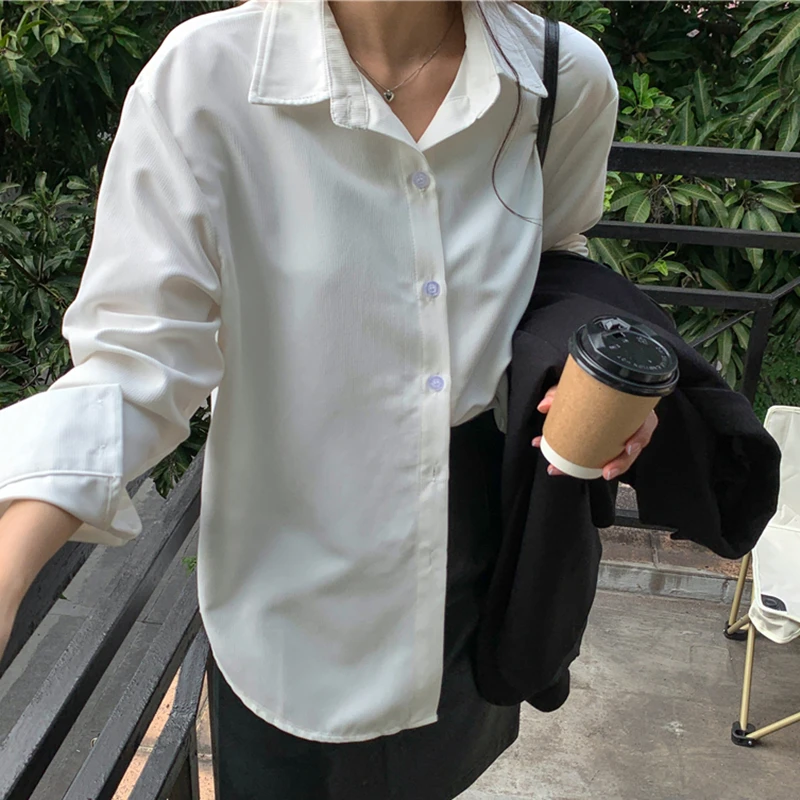 

Осенние женские корейские однотонные свободные топы с длинным рукавом и воротником-стойкой, повседневные Модные однобортные дамские рубаш...