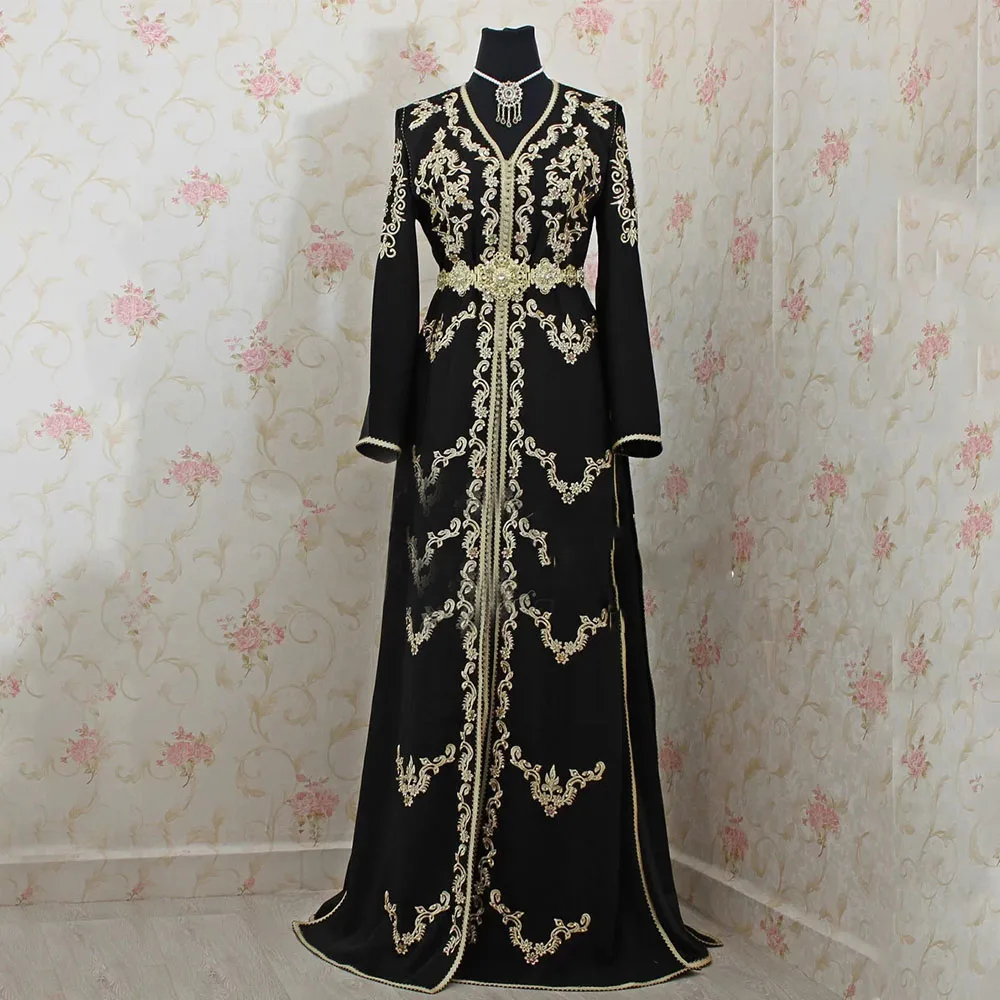 

Formal Belt Evening Dresses For Women V-Neck Full Sleeves Gold Applique Prom Dresses Satin Sweep Train A-Line Robes De Soirée