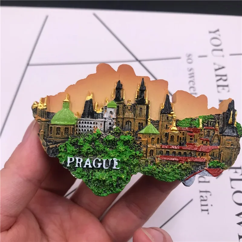 Магнитная церковная базилика испанской Барселоны храм испускающий день