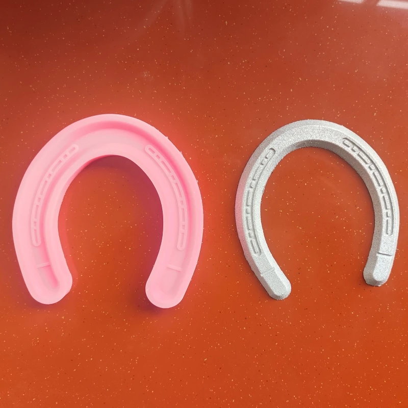 

Handmade Horseshoe Shape Ornaments Epoxy Resin Mold Cake Decorating Tools Silicone Mould DIY Crafts Jewelry Ornaments Dropship