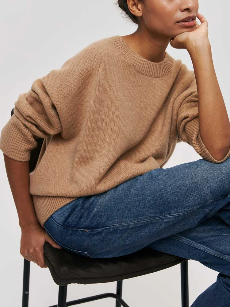 Женский Универсальный мягкий плотный вязаный свитер цвета хаки базовый