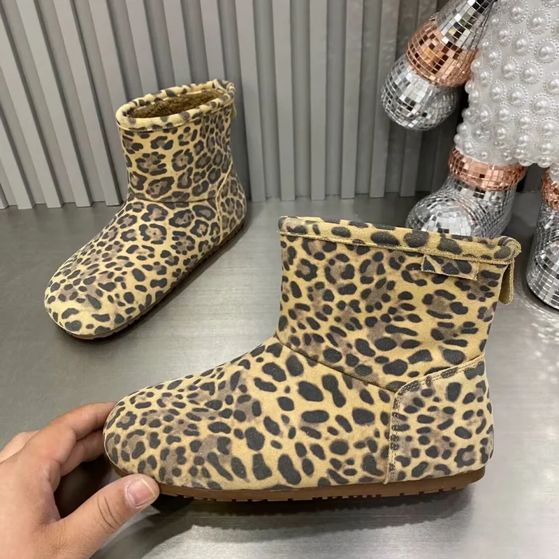 Зимние ботильоны замшевые туфли на плоской подошве с леопардовым принтом