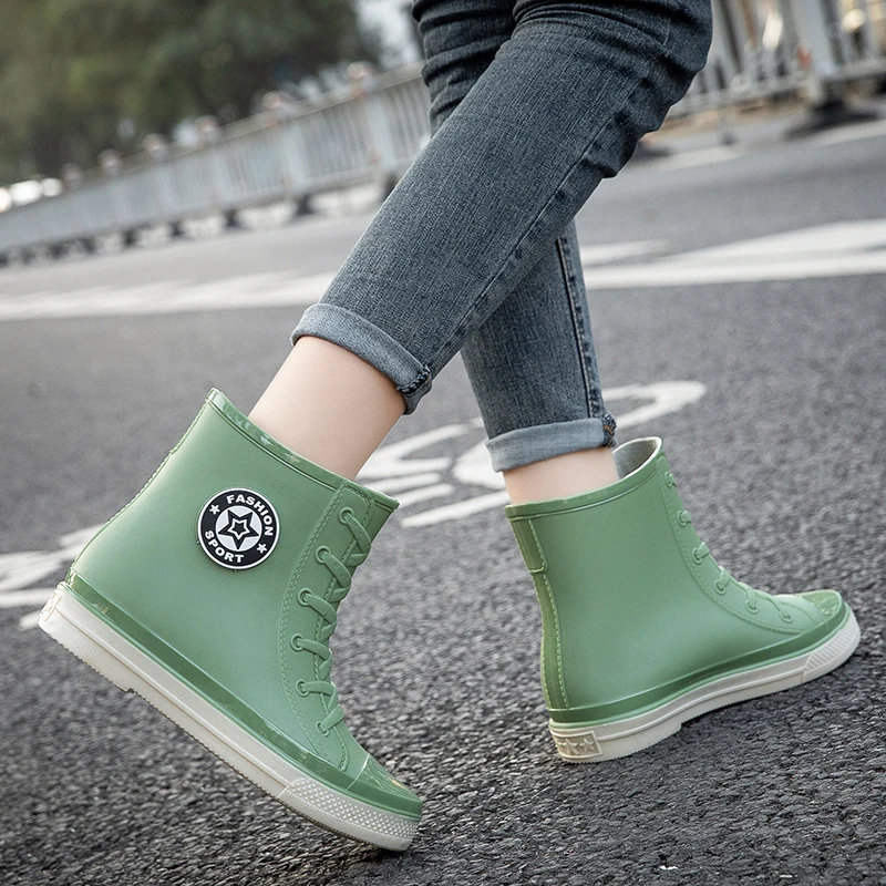 STRONGSHEN Women's Rubber Rain Boots Fashion Waterproof Female Colorful Rain Boots Garden Non Slip Plus Cotton Ankle Water Shoes