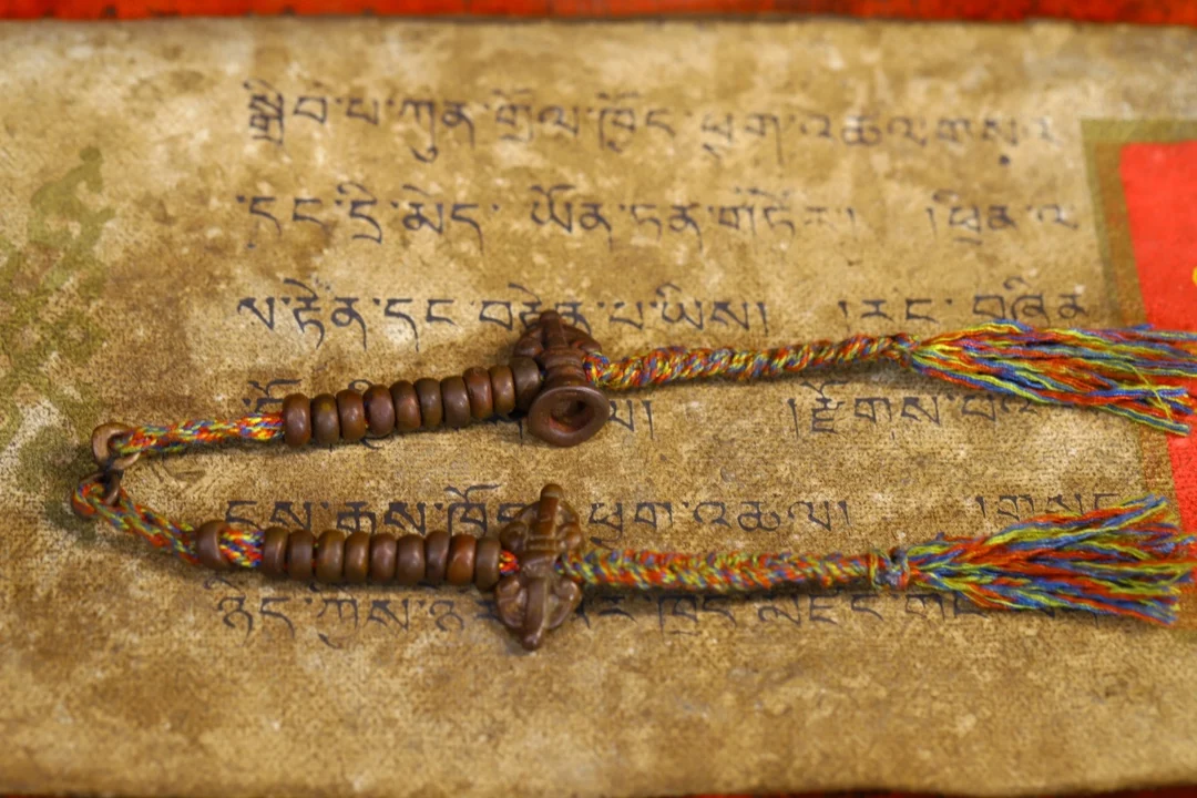 

6"Tibet Temple Collection Old Bronze Buddha beads Buddhism Counter Necklace Pendant Amulet Dharma Town house Exorcism