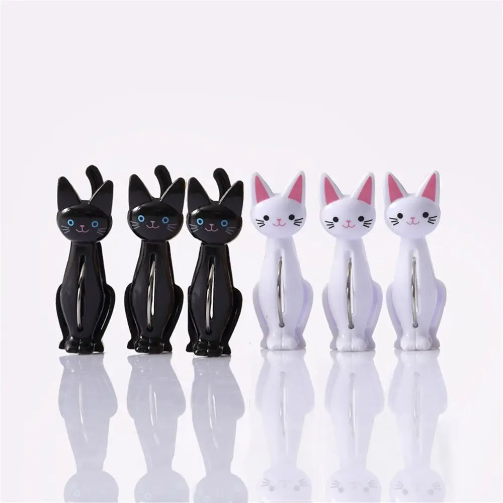 

4pcs Kawaii Cats Plastic Photo Clips Cartoon Clothes Pegs Cute Windproof Clothespins Beach Towel Food Sealing Clips for Home