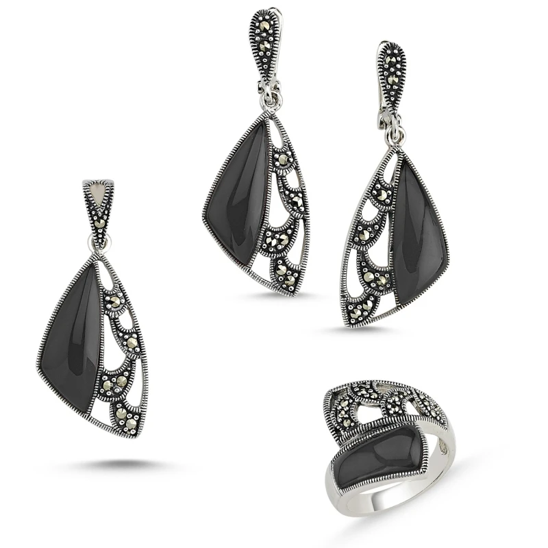 

Silver 925 Sterling Marcasite Pendant Earring & Ring Set